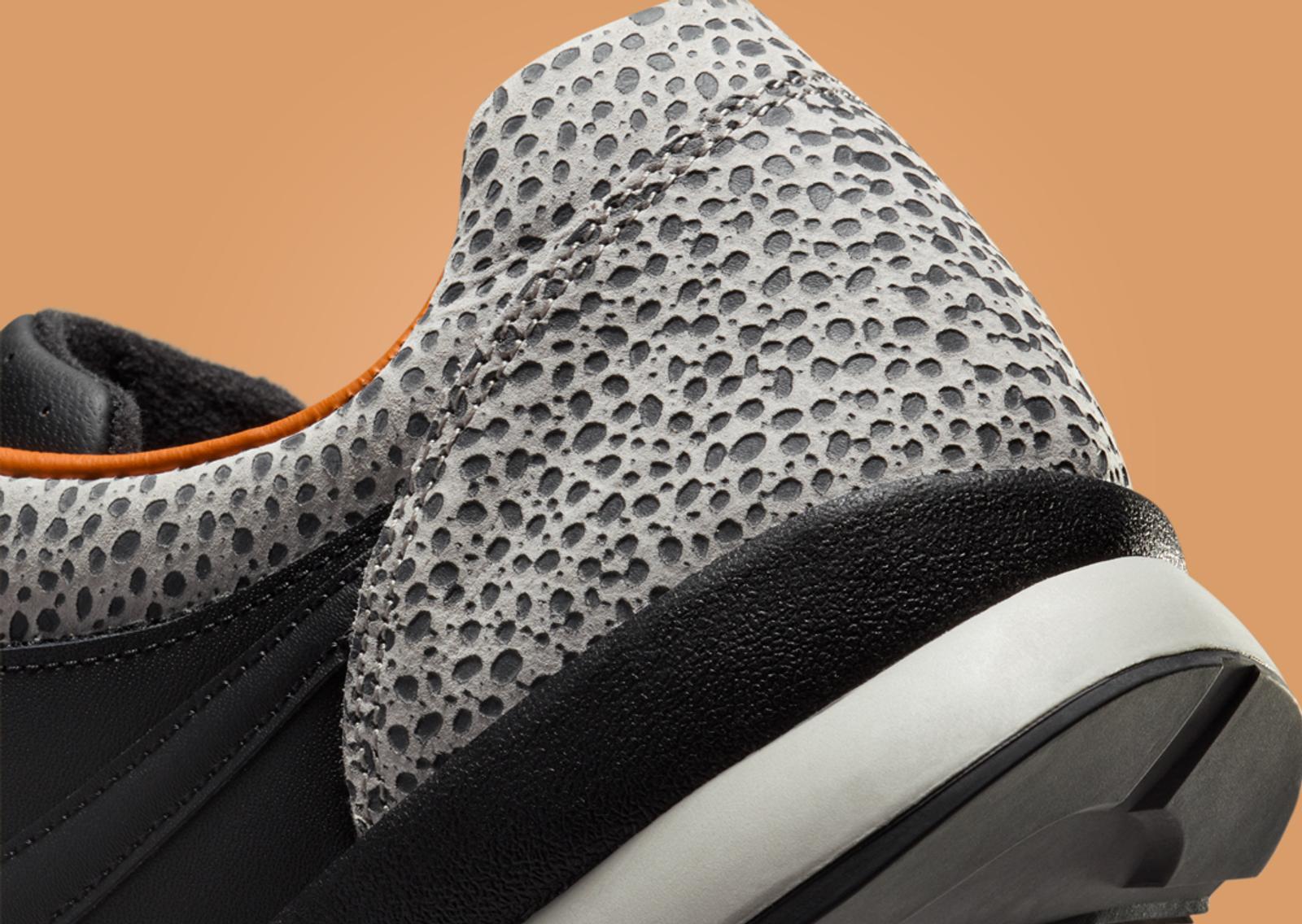 Nike Air Safari OG Heel Detail