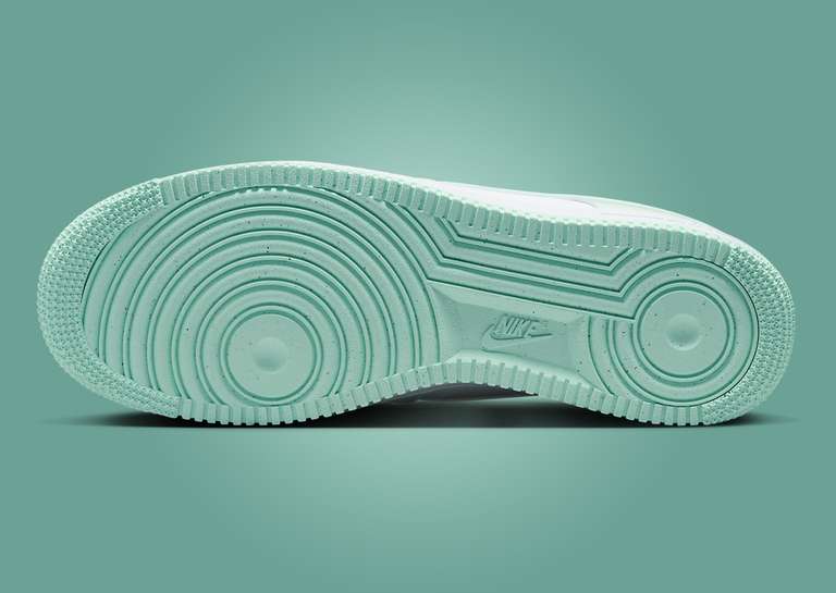 Nike Air Force 1 Low Minty Fresh Outsole