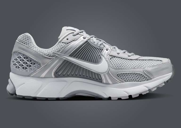 Nike Zoom Vomero 5 Cool Grey Medial