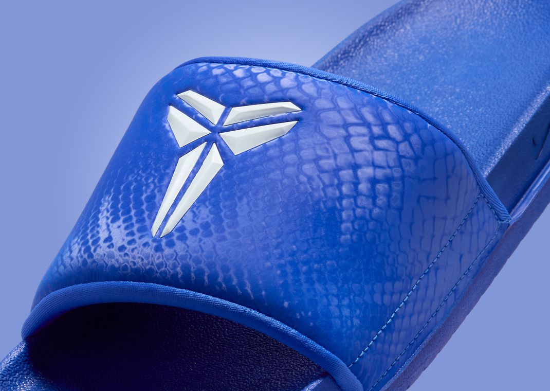 Nike Kobe Offcourt \'Dodgers\' Slides IF2870-400 Nike Kobe Dodgers Slides IF2870-400 | SneakerNews.com main image 4