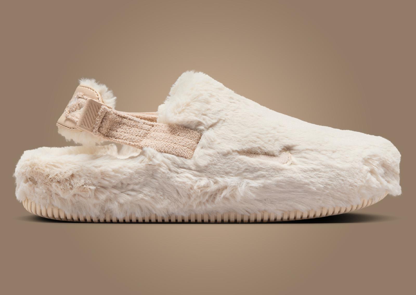 Nike Calm Mule Fur Sanddrift (W) Lateral