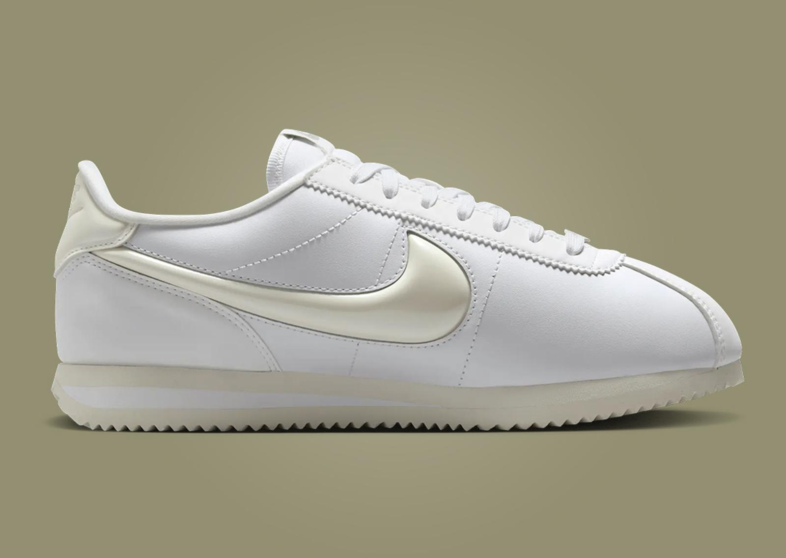 Nike Cortez LX Sea Glass (W) Medial