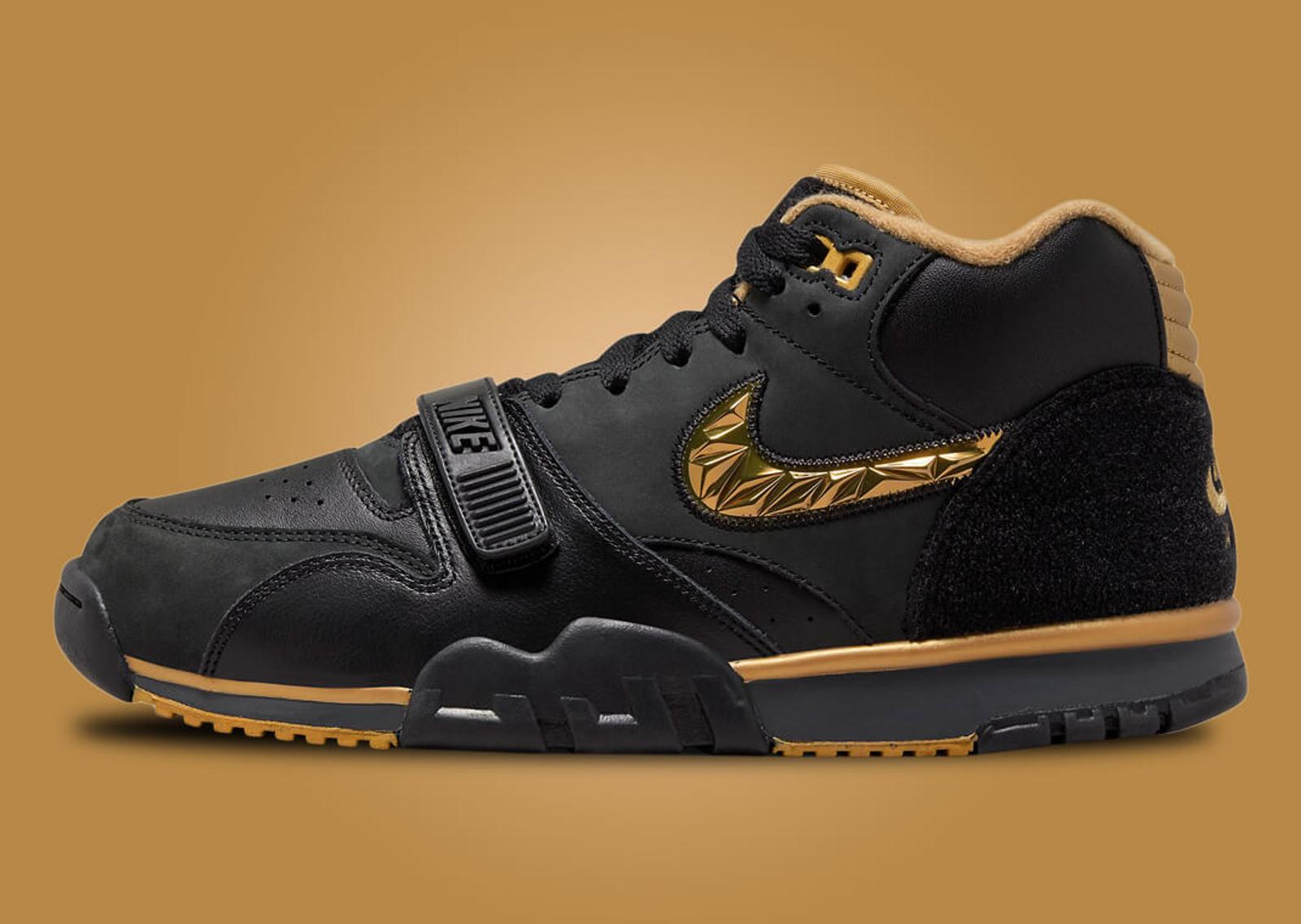 Nike Air Trainer 1 College Football Playoffs Black Gold Lateral