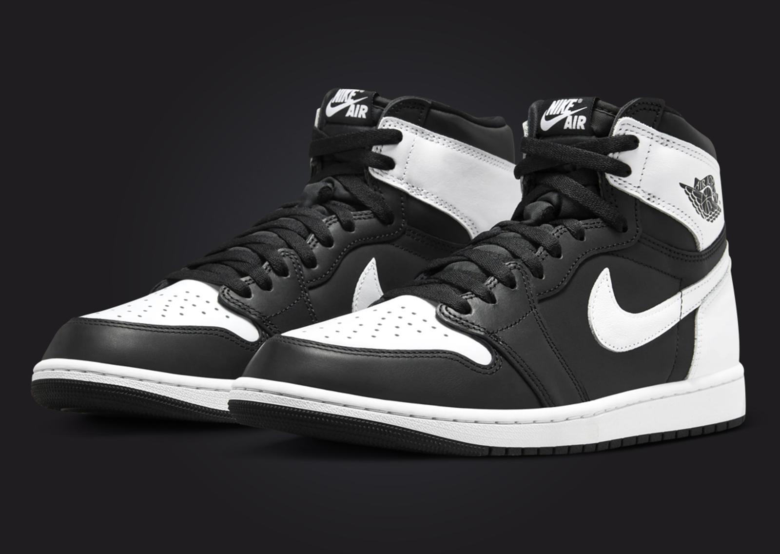 Air Jordan 1 Retro High OG Black White Angle