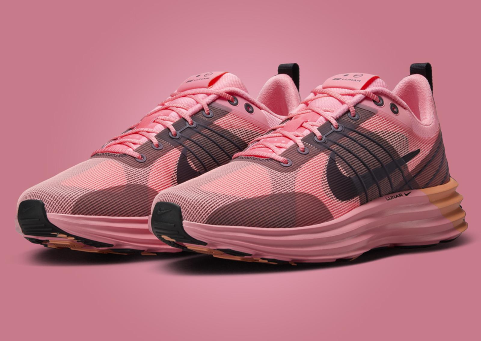 Nike Lunar Roam Premium Pink Gaze Angle