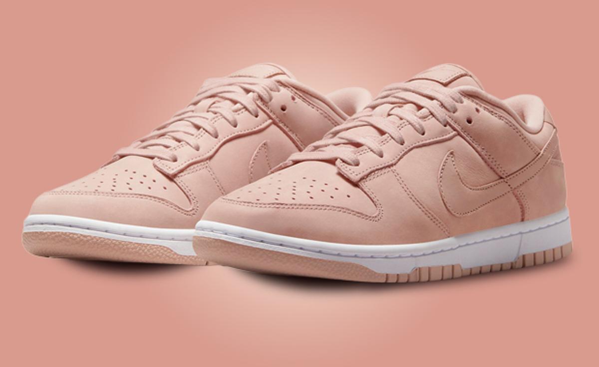 Pink Oxford Takes Over This Nike Dunk Low Premium