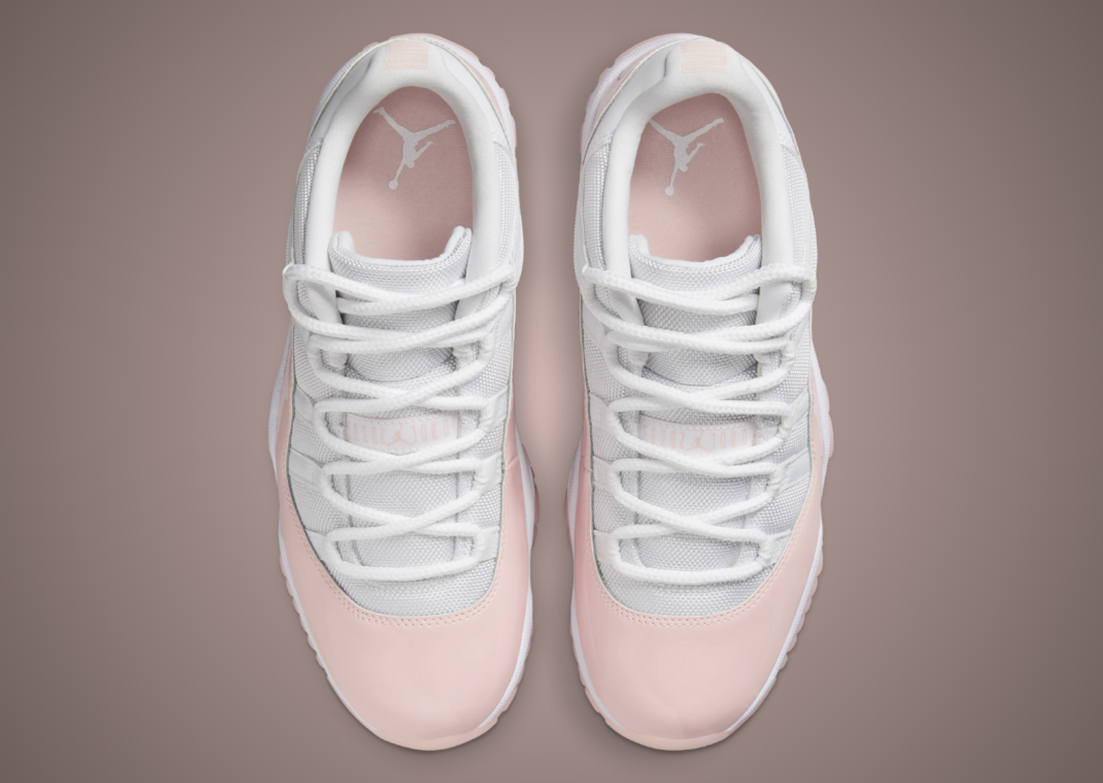 Air Jordan 11 Retro Low Legend Pink (W) Top