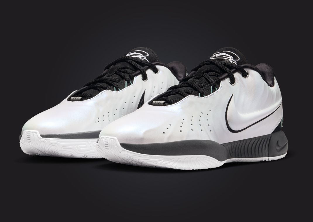 Lebron nike white sale