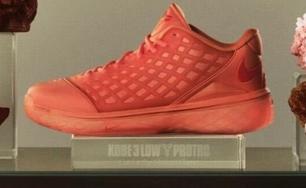 Nike Kobe 3 Low Protro Atomic Pink