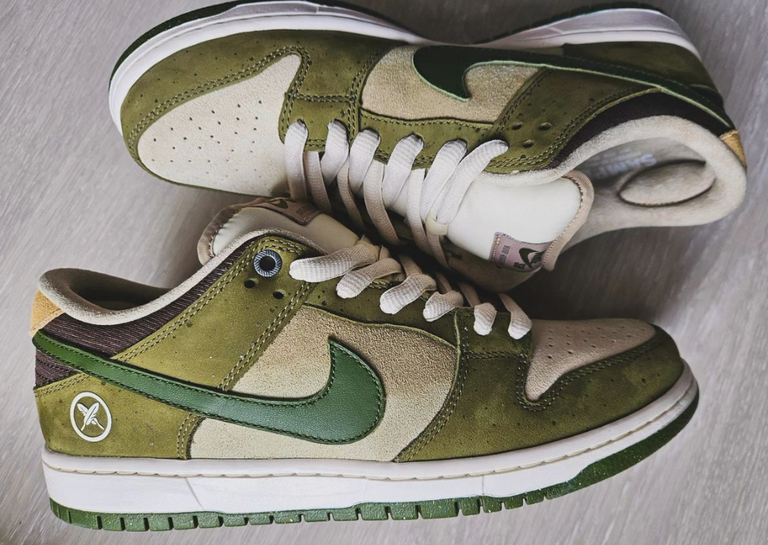 Yuto Horigome x Nike SB Dunk Low Asparagus Lateral and Medial