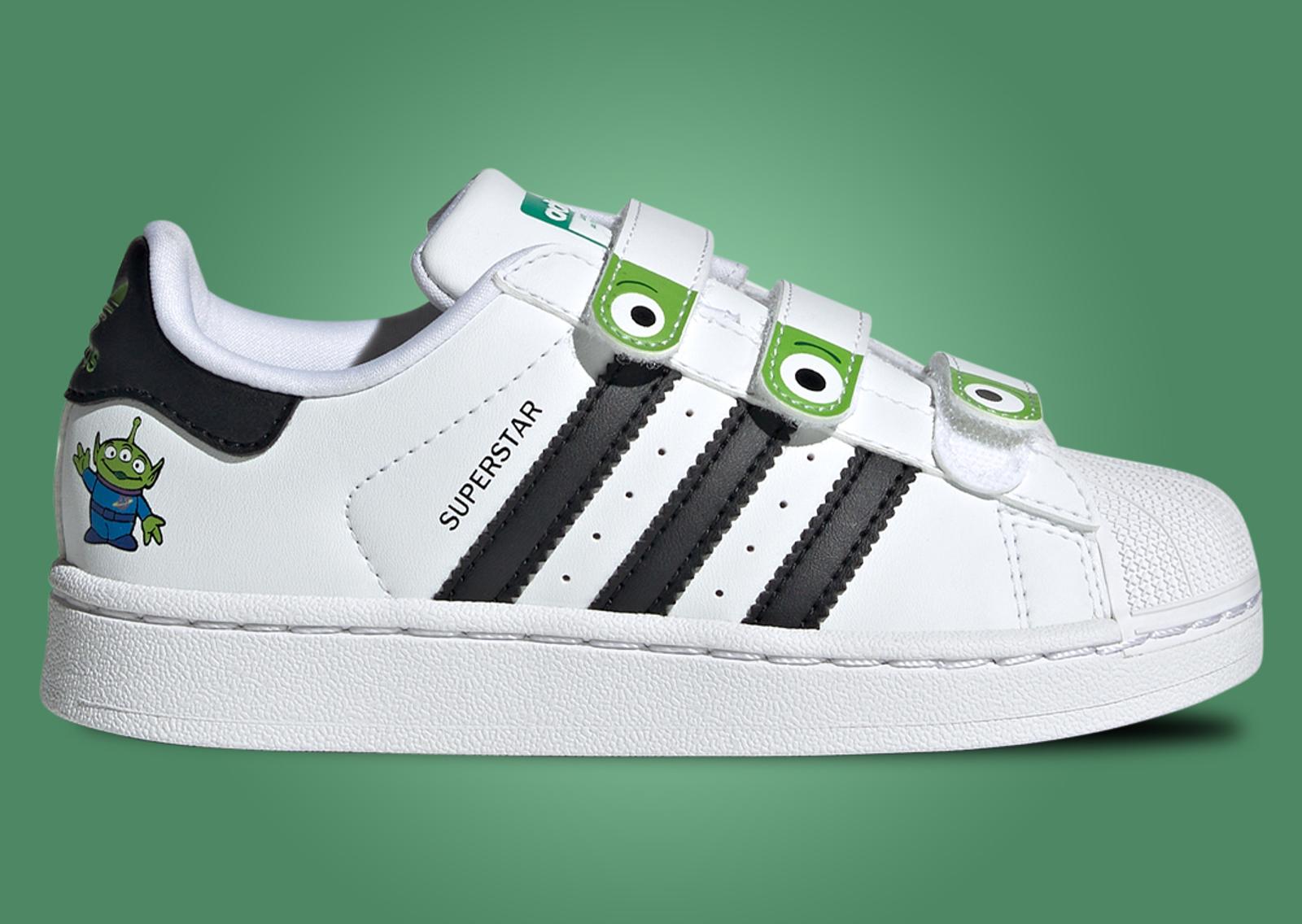 Toy Story x adidas Superstar Alien (PS) Lateral