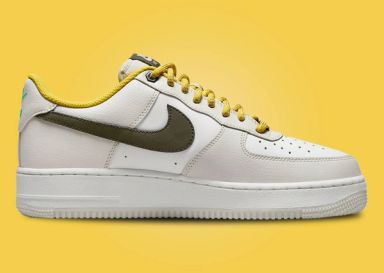 The Nike Air Force 1 Low Premium Light Bone Releases Holiday 2023