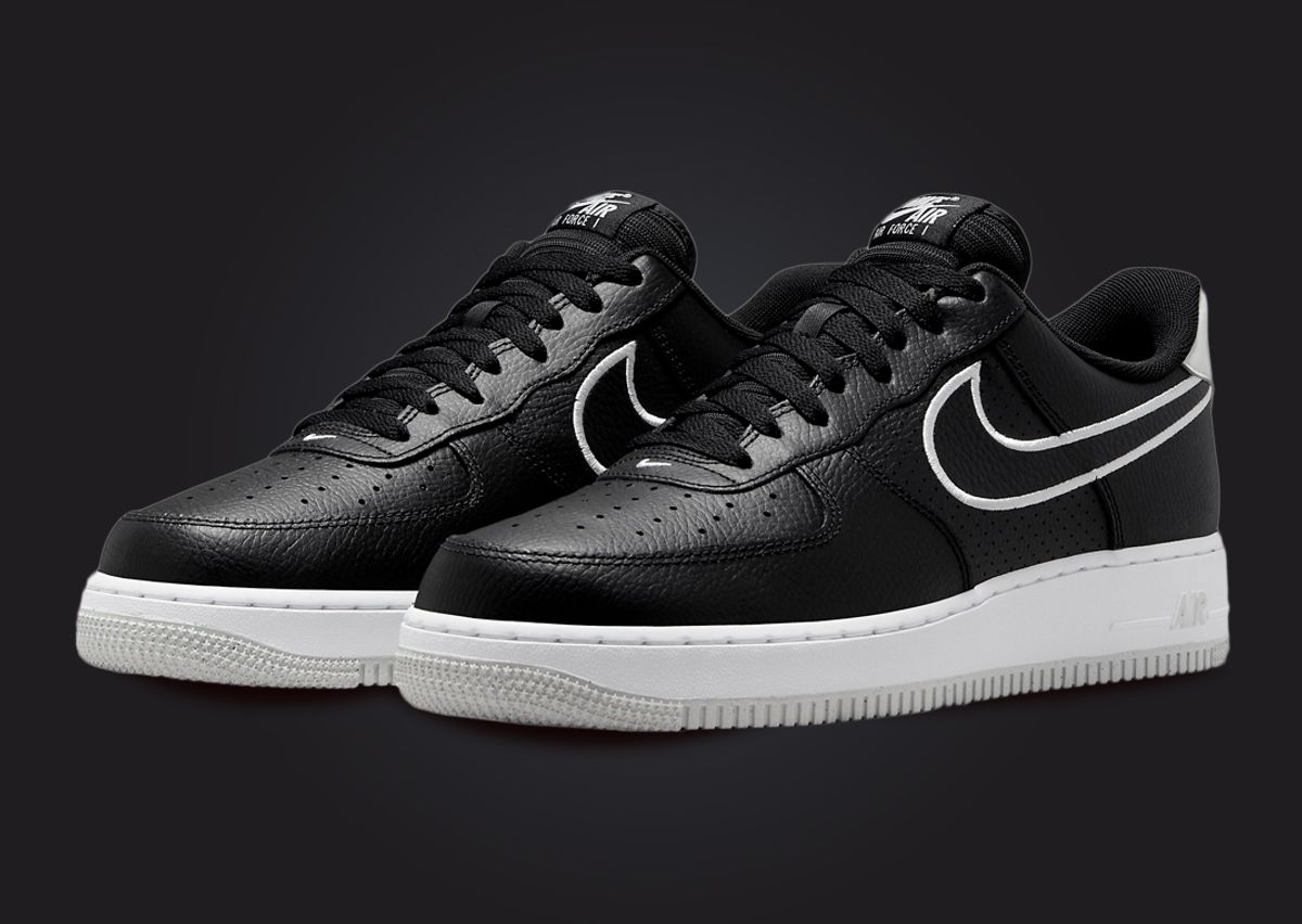 Nike black with white swoosh Clearance