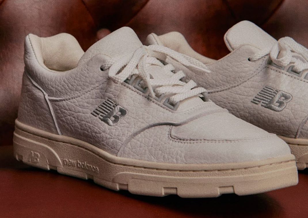 人気のファッションブランド！ The New Balance Allerdale Made in UK White Releases April 2025 靴