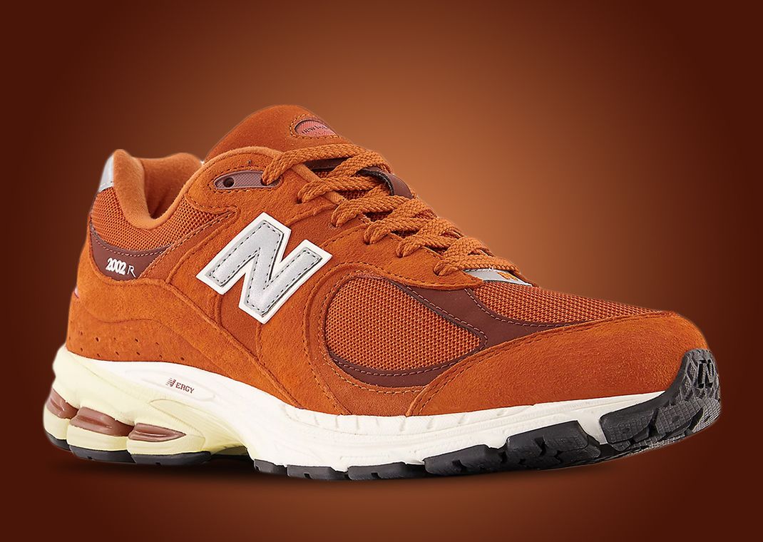 New balance outlet orange