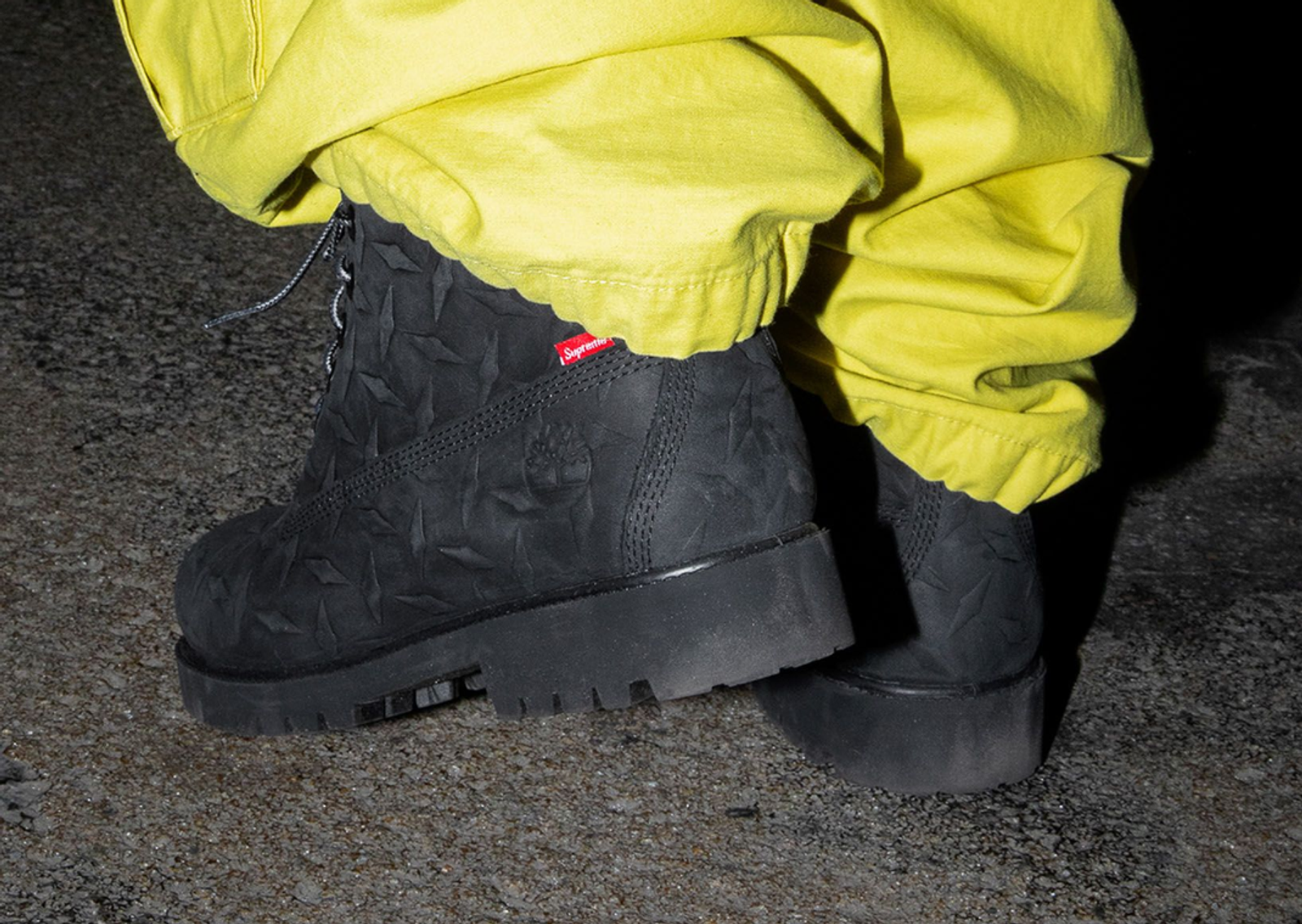 Supreme x Timberland 6" Waterproof Boot Black On-Foot