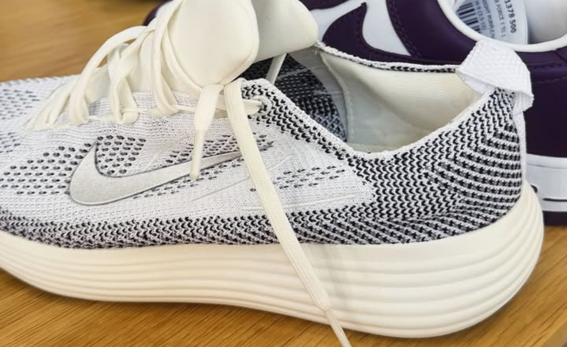 Nike Flyknit Runner 2027