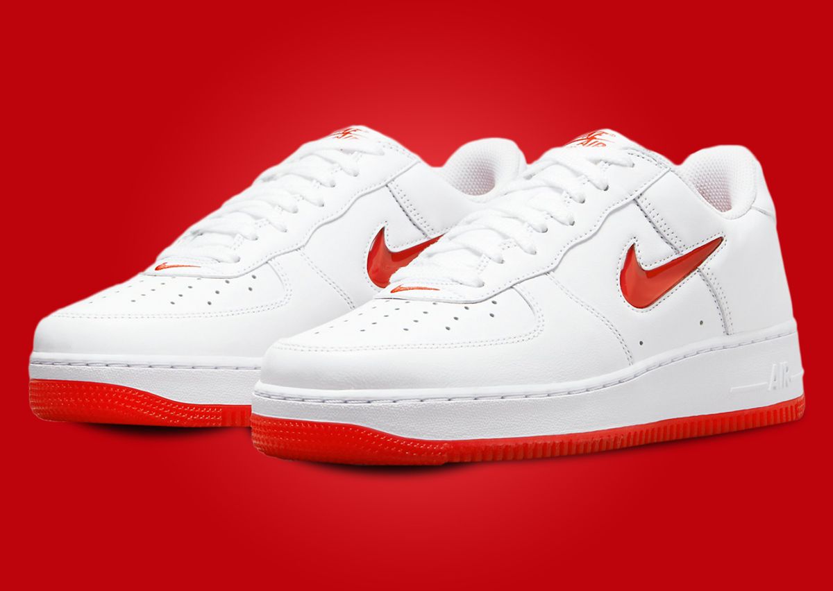 Red and white nikes Outlet