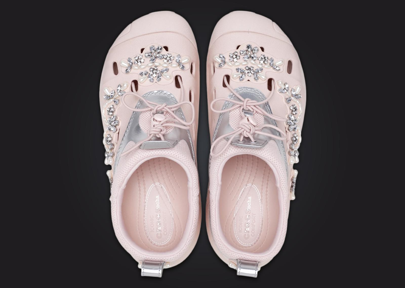 Simone Rocha x Crocs Quick Trail Quartz Top