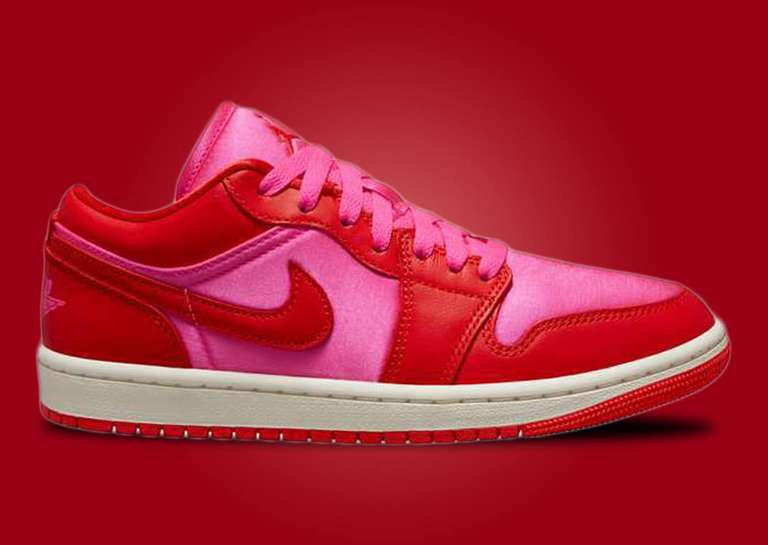 Air Jordan 1 Low SE Valentine's Day (W) Lateral