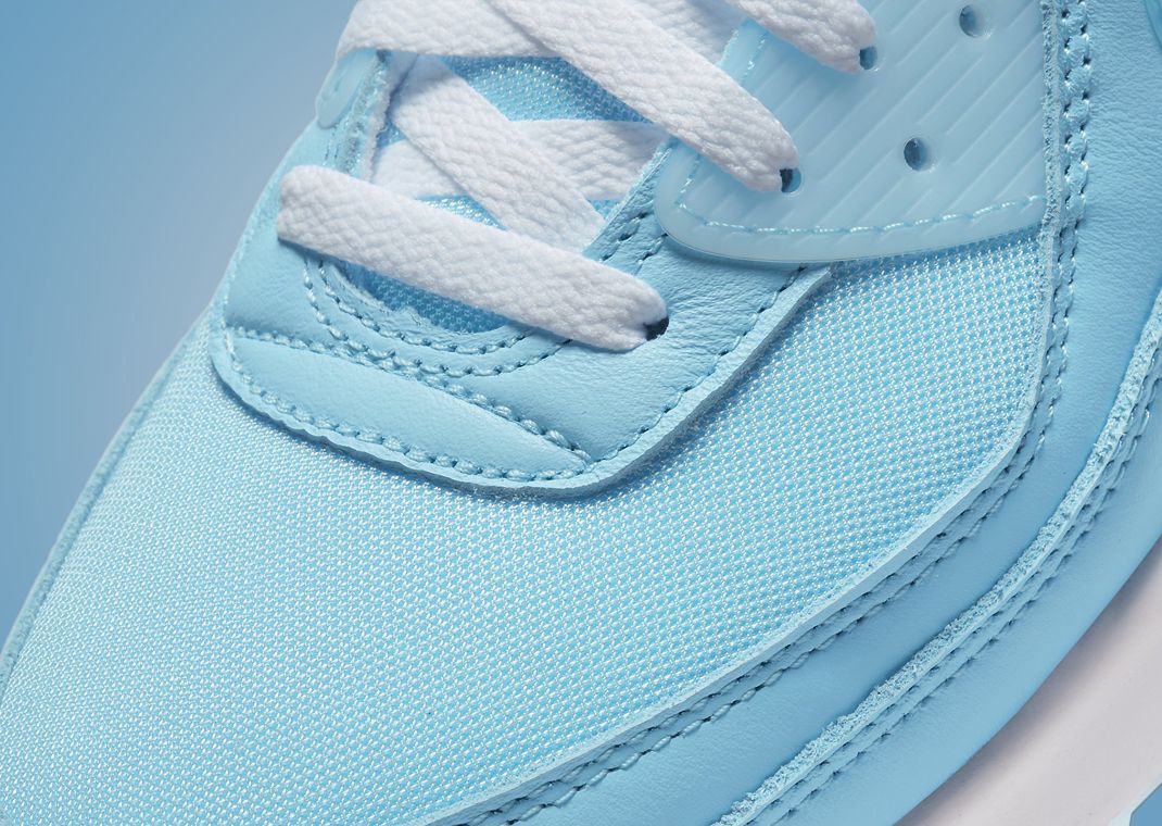 This Nike Air Max 90 Comes Inspired By The Ocean display picture 3