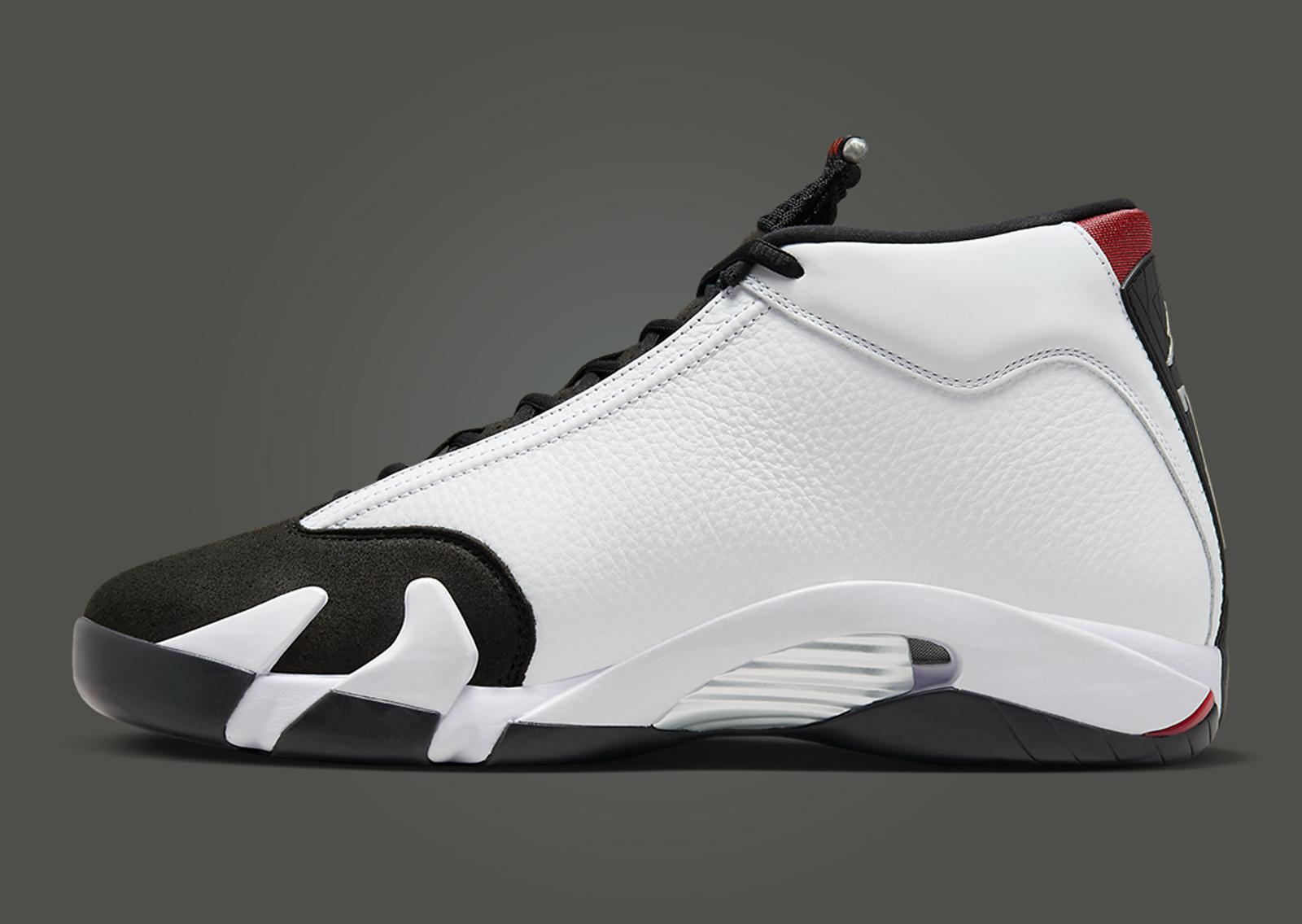 Air Jordan 14 Retro Black Toe Medial