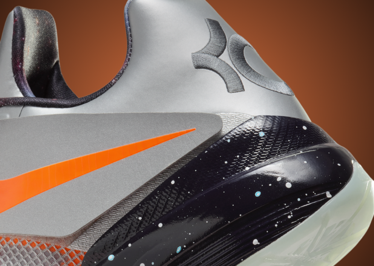 Nike KD 4 Galaxy Heel Detail