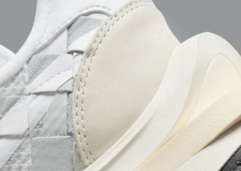 Jean Paul Gaultier x sacai x Nike LDVaporwaffle Mix White Heel Detail