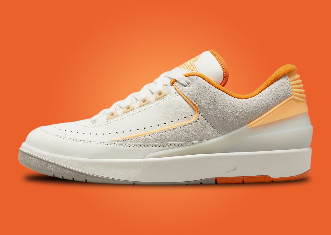 Nike Men\'s Air Jordan 2 Retro Low Size 9.5 Sail Melon Tint Light Curry NIB Air Jordan 2 Retro Low (Sail/Melon Tint-Light Curry) – Corporate main image 2