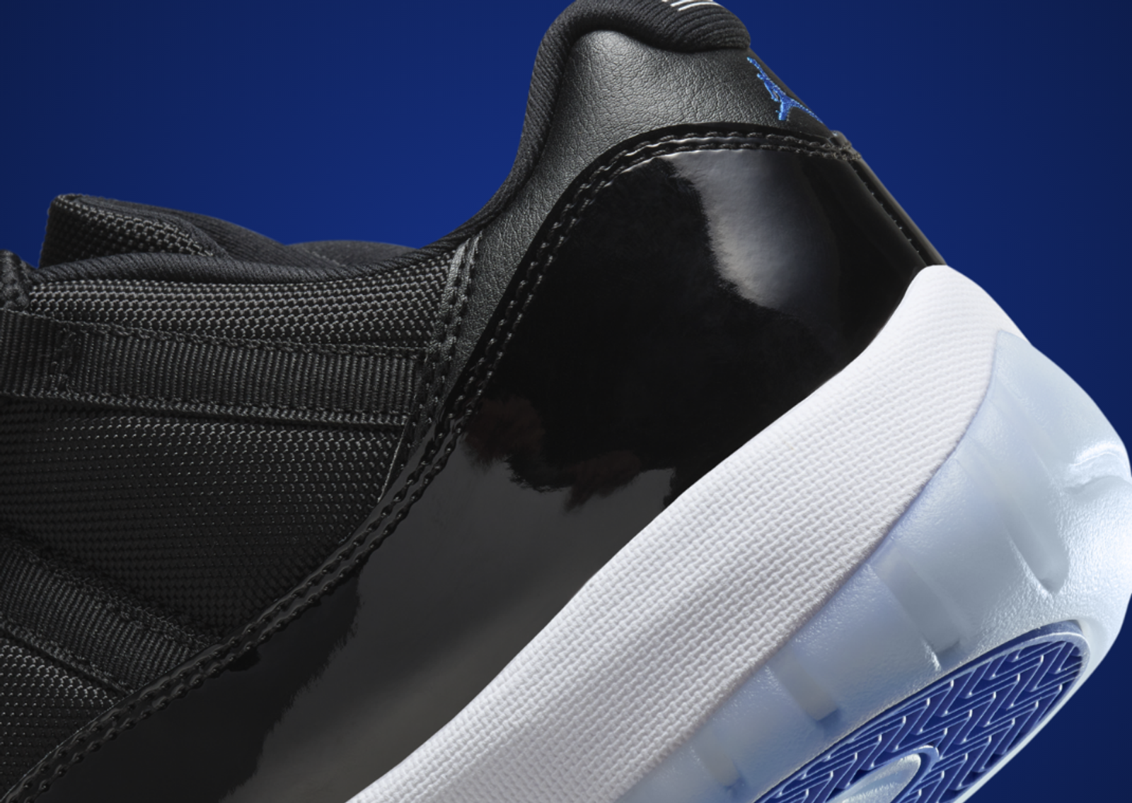 Air Jordan 11 Retro Low Space Jam Heel Detail