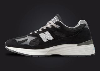 The New Balance 991v2 Made in UK Black Releases in 2024