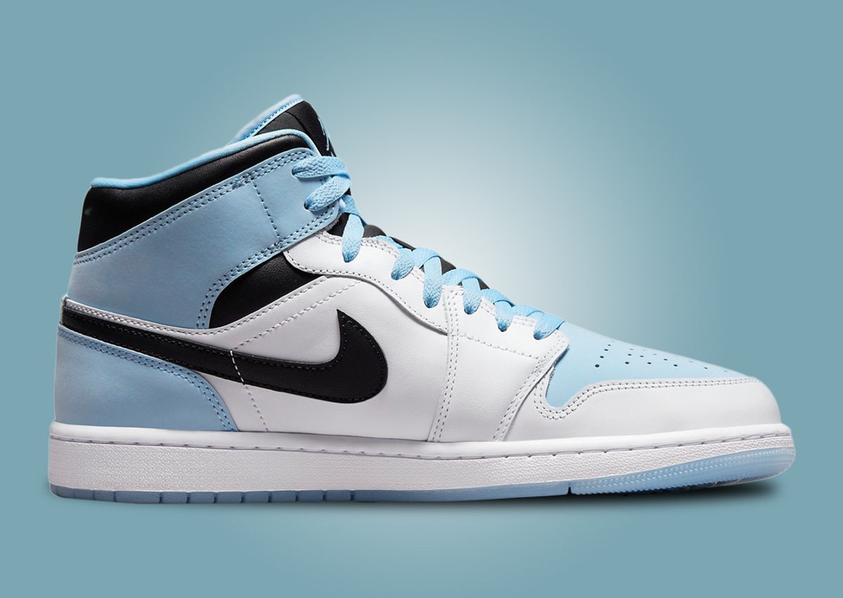 Air Jordan 1 Mid SE 'White/Ice Blue' 13