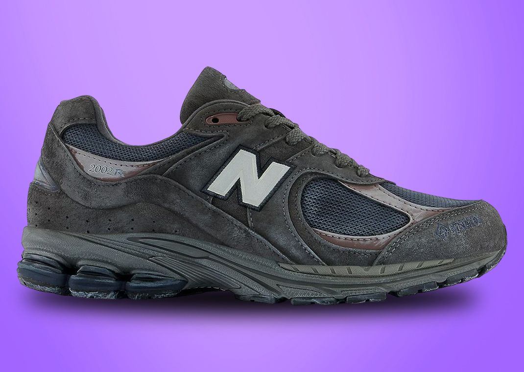 New Balance 2002R GORE-TEX グレー Image_2_e9bbe20e-bdf5-4dfc-