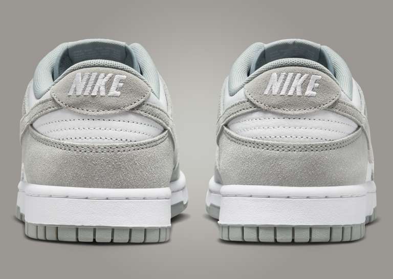 Nike Dunk Low SE Light Pumice Heel