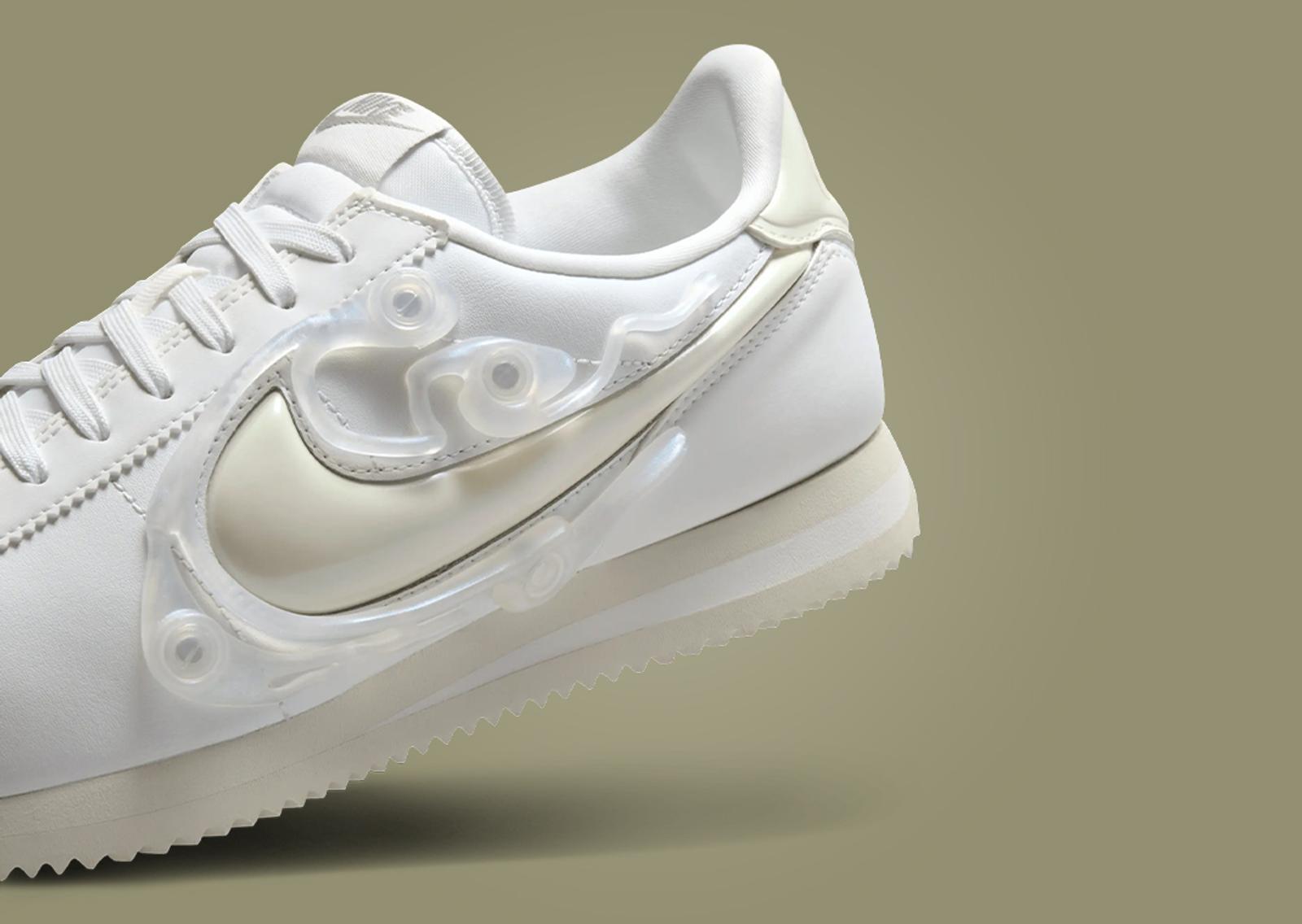 Nike Cortez LX Sea Glass (W) Heel Detail