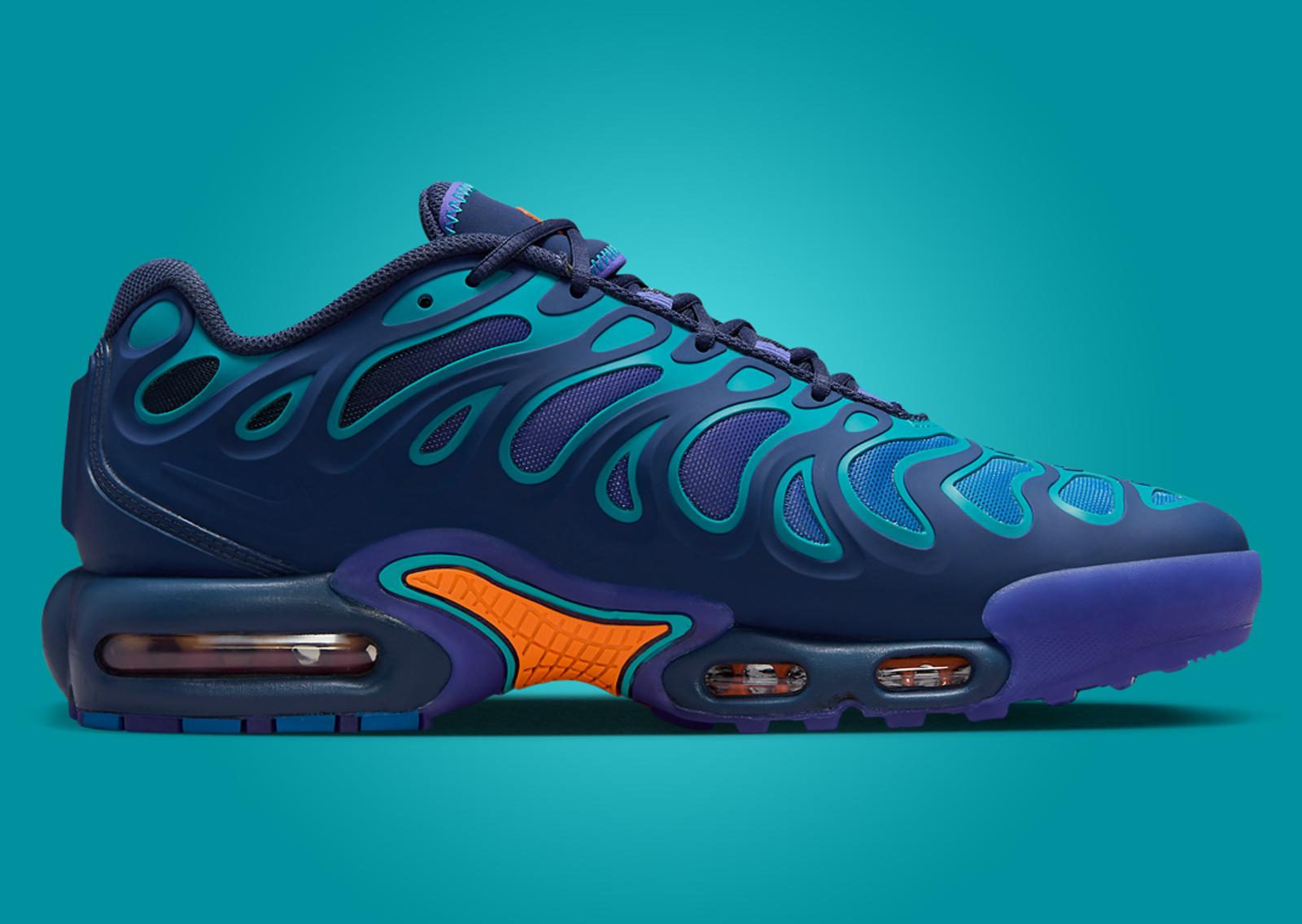 Nike Air Max Plus Drift Midnight Navy Total Orange Medial