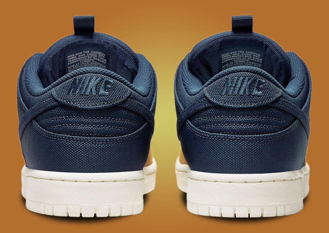 Official Look At The Nike SB Dunk Low Midnight Navy Desert Ochre