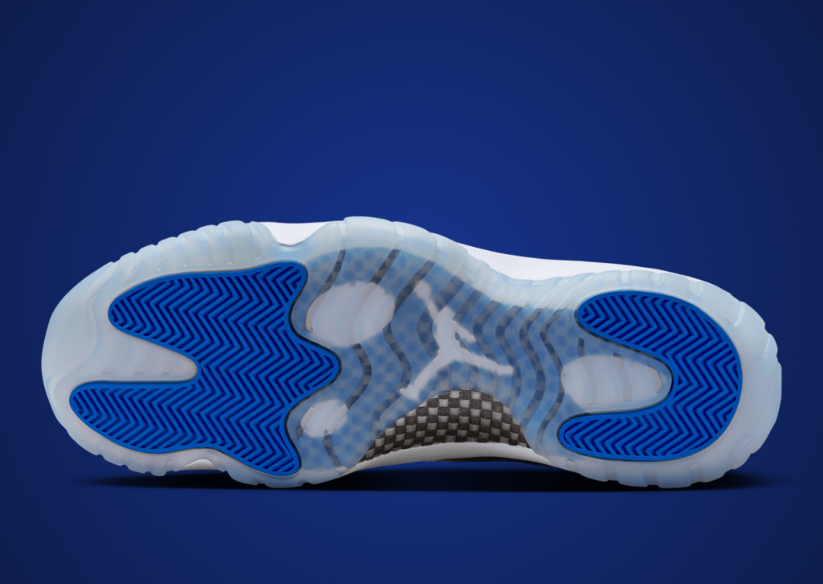 Air Jordan 11 Retro Low Space Jam Outsole