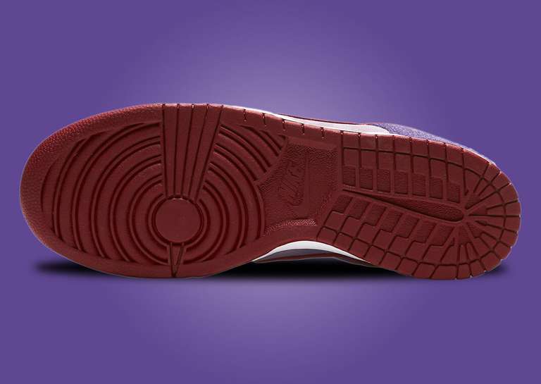 Nike Dunk Low SP Plum Outsole