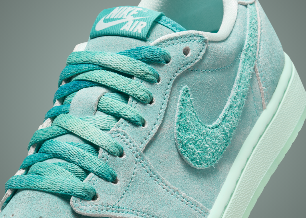 【ナイキ】(W) Jordan 1 Retro Low OG Washed Teal★大人気★ The Women's Air Jordan 1 Retro Low OG Washed Teal Releases