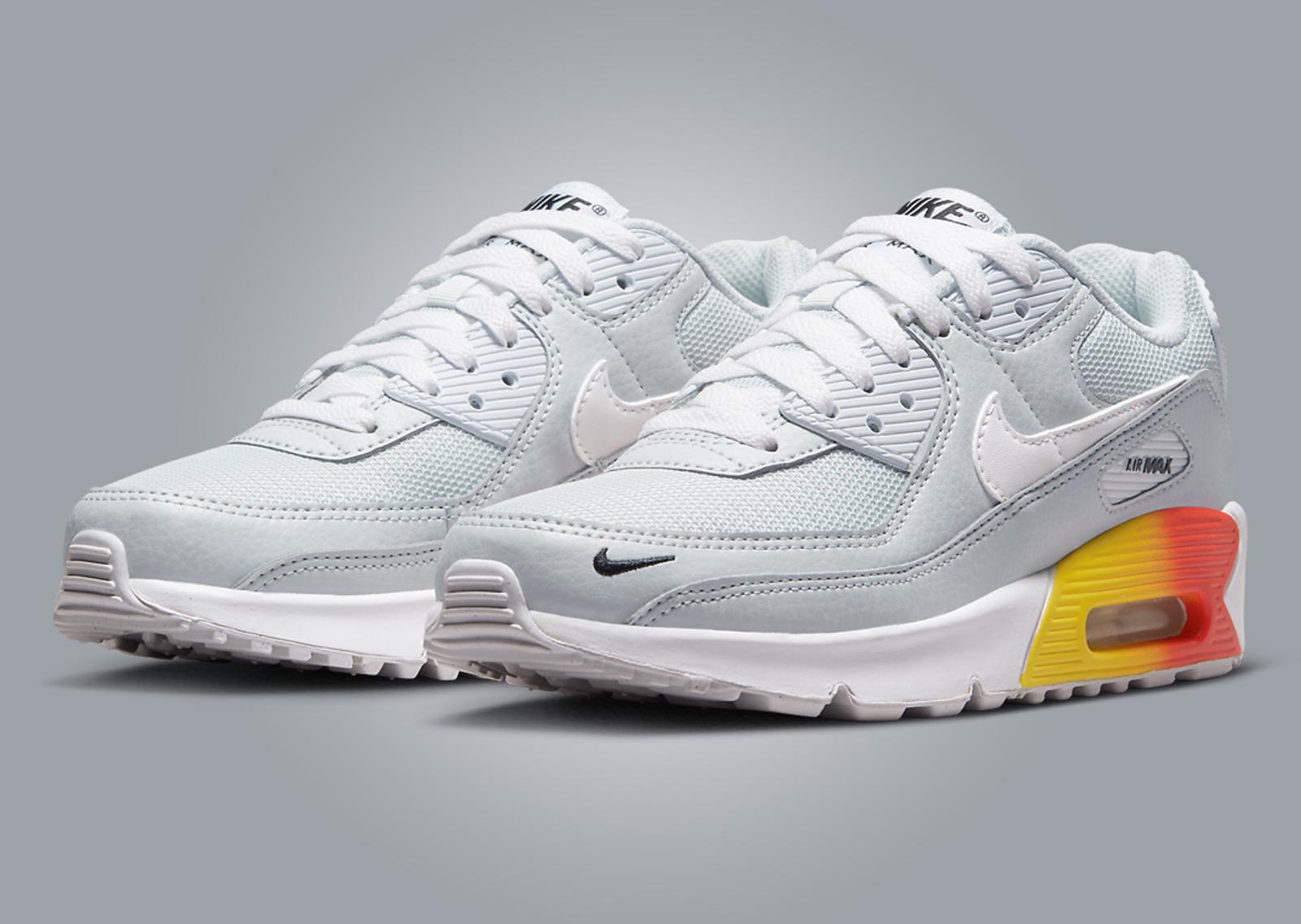 Nike Air Max 90 NN Gradient Wedge Pure Platinum (GS) Angle