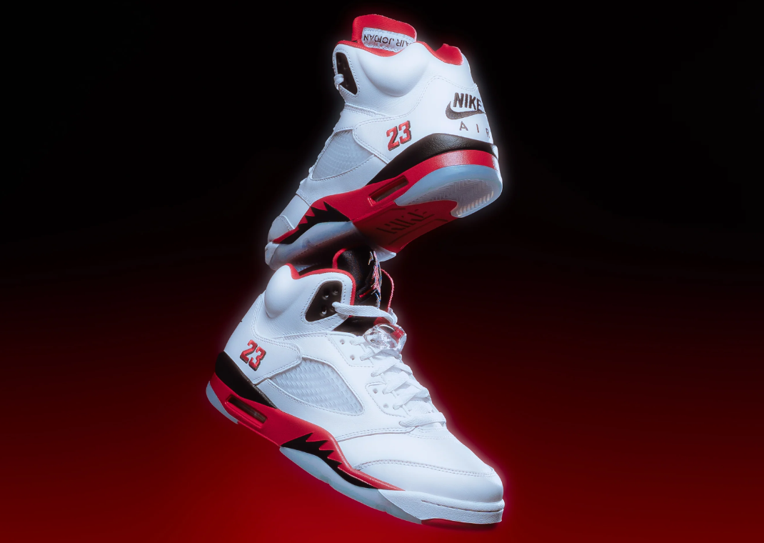 ジョーダン5 Fire Red/Black Tung No.23 Air Jordan 5 Fire Red Black Tongue 2025 (Where To Buy)