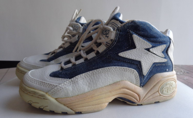 Vintage Converse Cons Blue Denim from the Kentucky Wildcats 1996 season