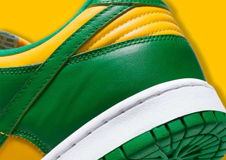 Nike Dunk Low Brazil Angle Heel Detail