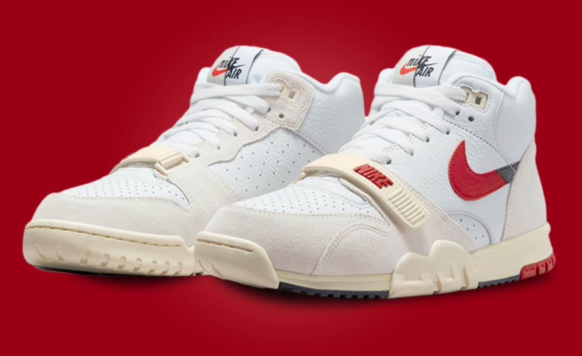 Split Chicago Colors Come To This Nike Air Trainer 1