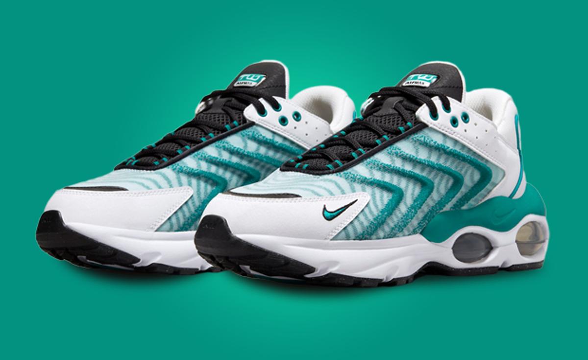 Bright Spruce Accents The Nike Air Max TW For Summer 2023