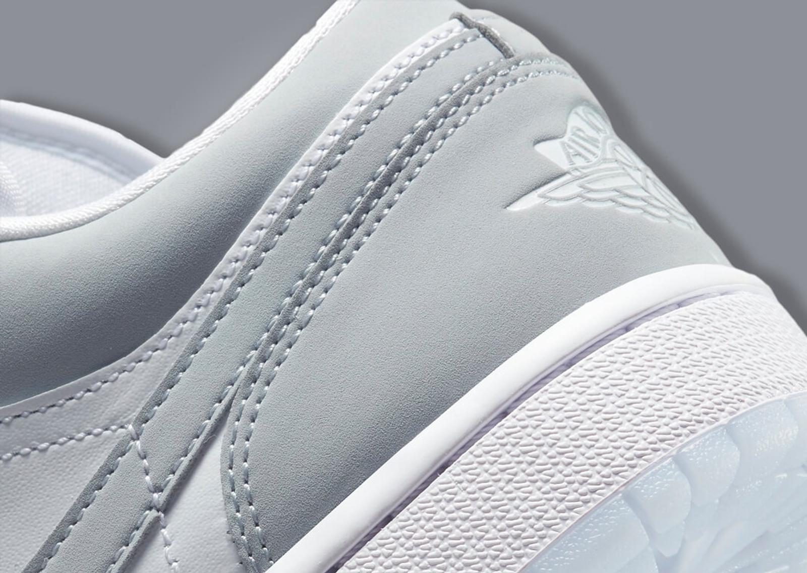 Air Jordan 1 Low White Wolf Grey (W) Heel