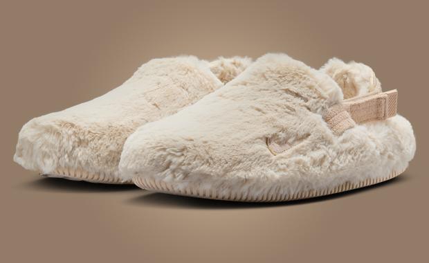 Nike Calm Mule Fur Sanddrift (W)