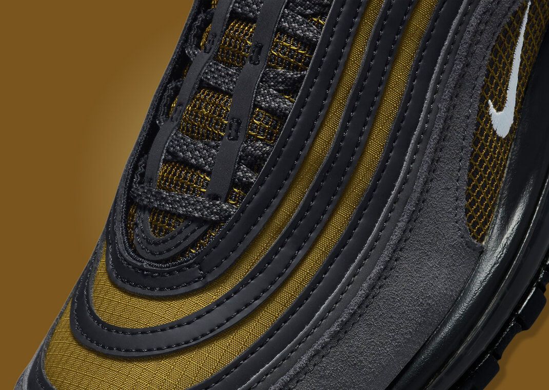 Nike air max 97 sale black with gold tick