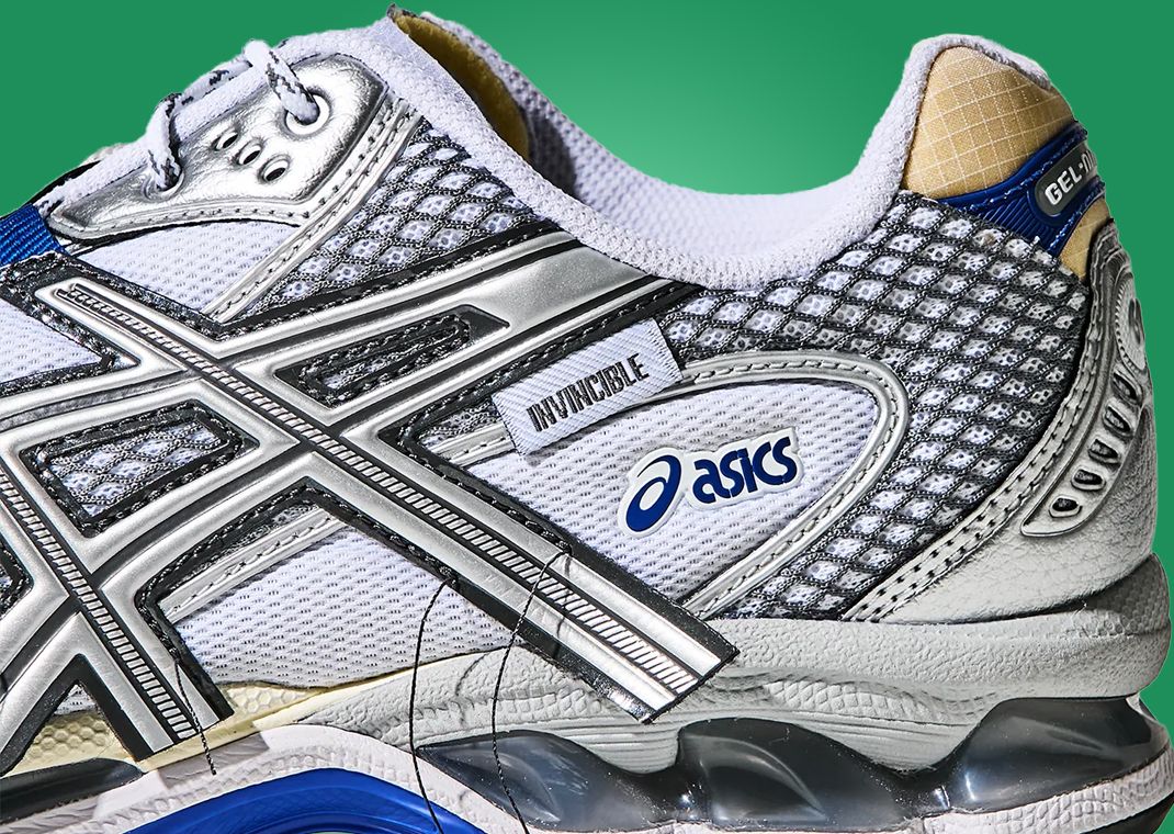 新品未使用　asics RACER - asics 23.0